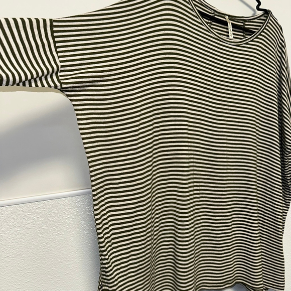 Women's mittoshop Striped Top Size S/M Green and White Oversized - Picture 11 of 12